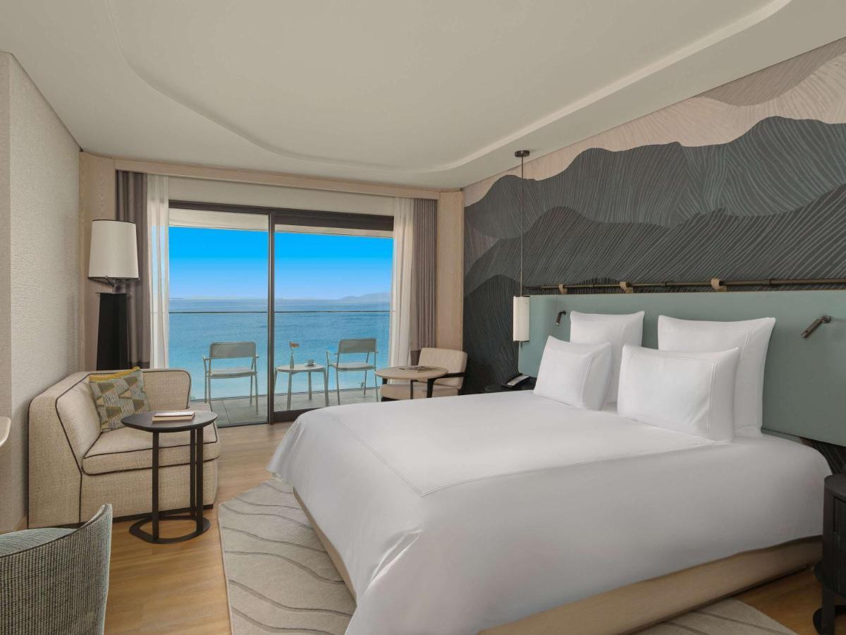 Swissotel Resort And Spa เซสเม ภายนอก รูปภาพ