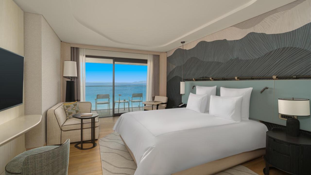 Swissotel Resort And Spa เซสเม ภายนอก รูปภาพ