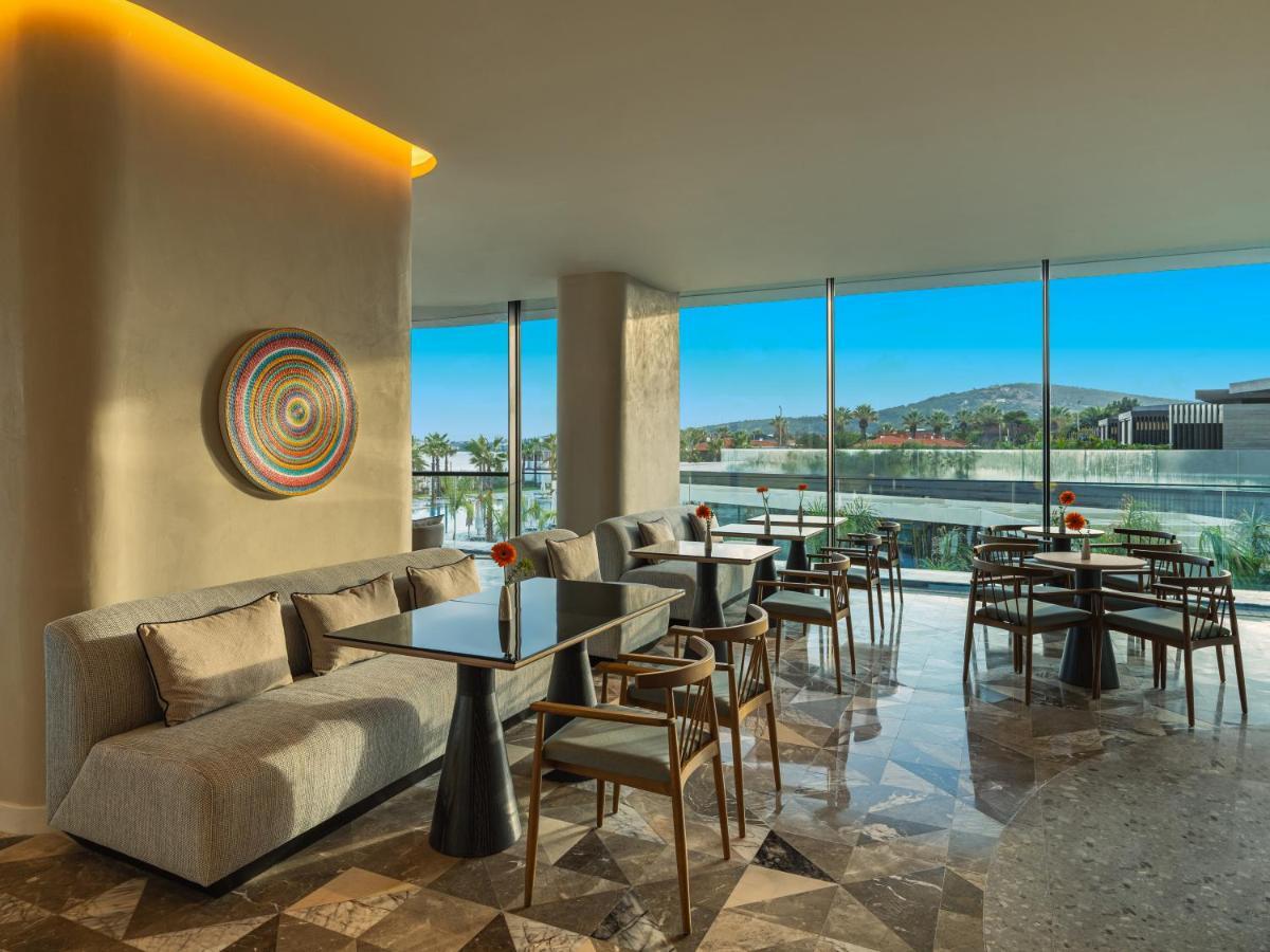 Swissotel Resort And Spa เซสเม ภายนอก รูปภาพ